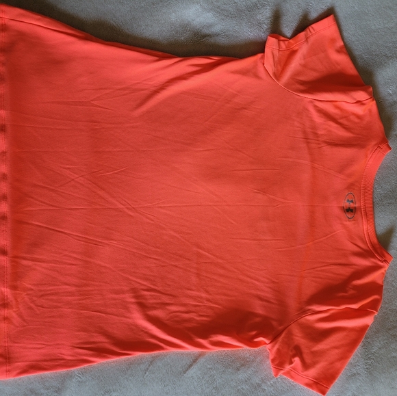 Under Armour tee - Picture 3 of 5